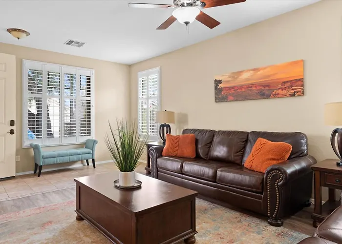 4-br With A Private Heated Pool *