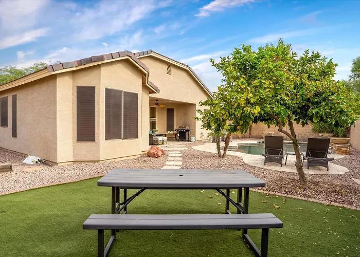 4-br With A Private Heated Pool *